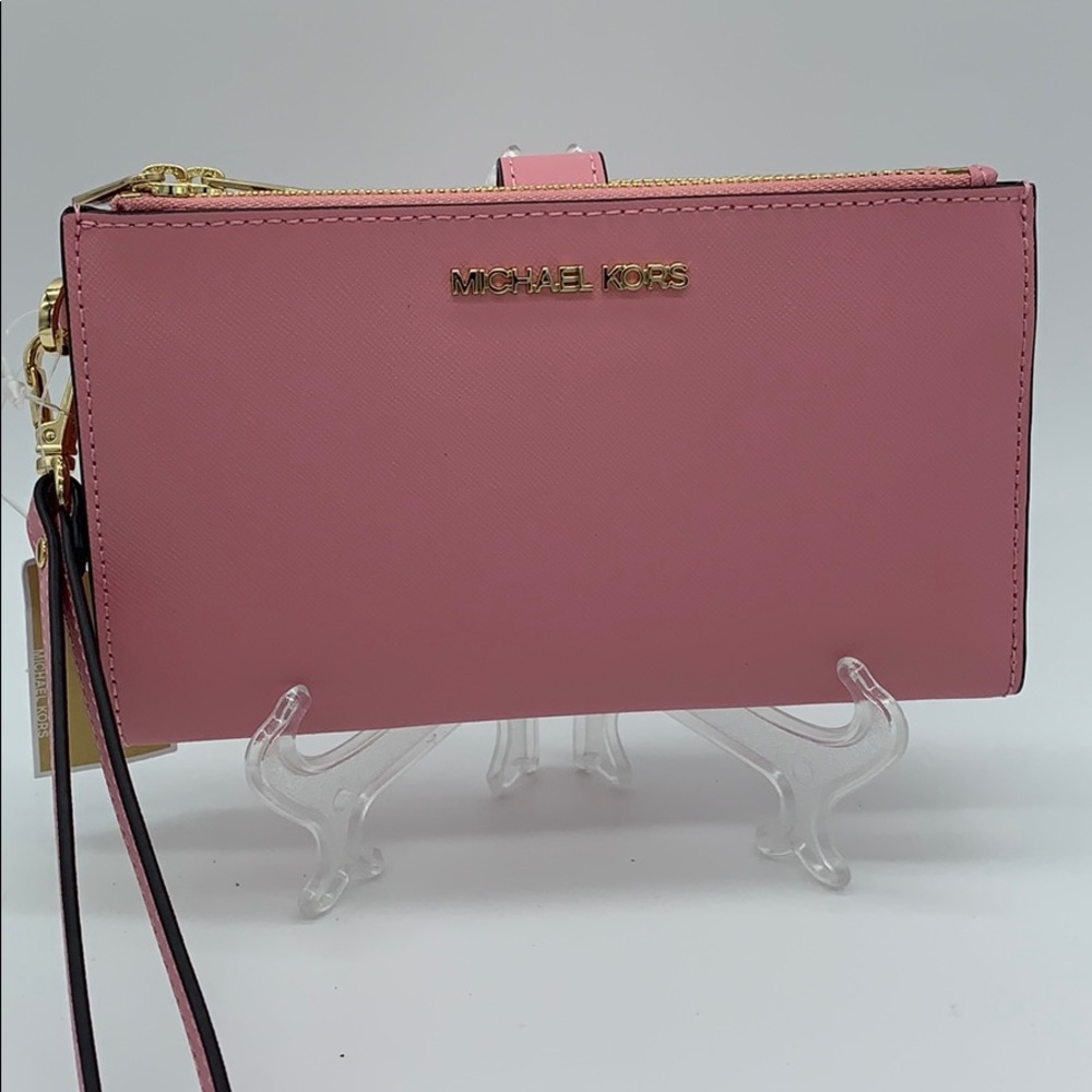 MICHAEL KORS LG DOUBLE ZIP WRISTLET CARNATION - Picture 1 of 8